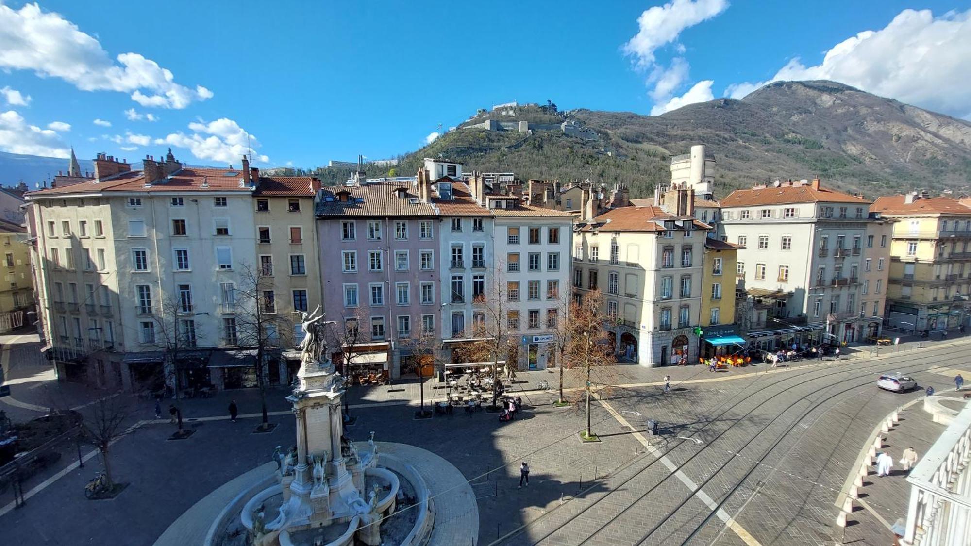 Hyper-Centre De Grenoble, Suite Parentale - Wifi Fibre - Cocon Kültér fotó